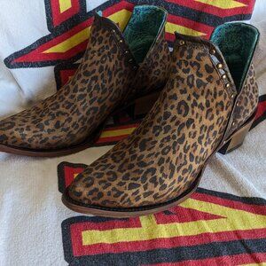 Corral studded leopard-print ankle boots, size 11
